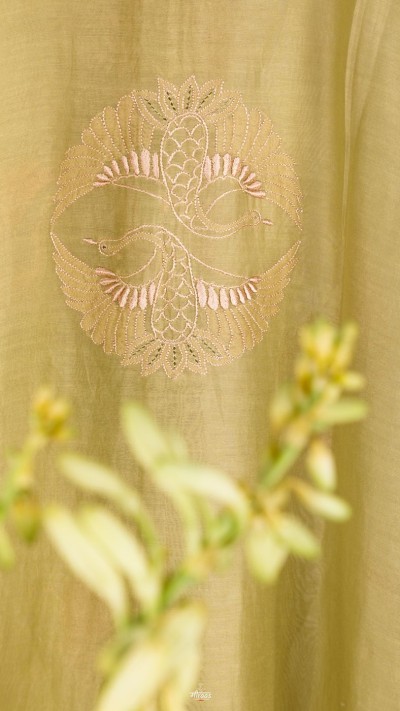 Dance of the Cranes | Olive & Gold